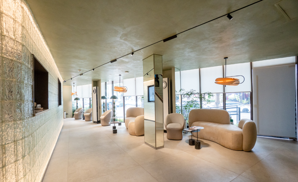 From the moment patients enter the clinic, they are welcomed by a serene, cozy, and premium ambiance—one that enhances comfort while elevating the overall patient experience.